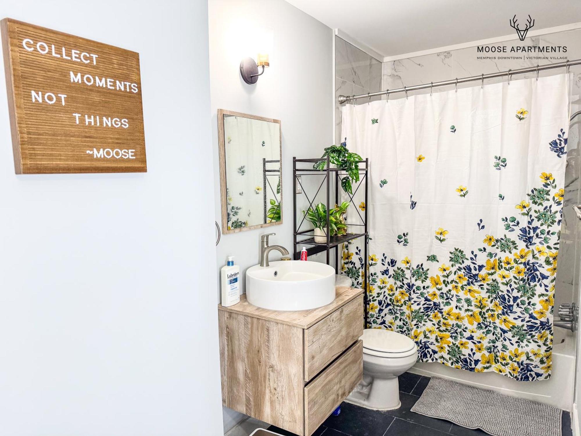 Appartement The Moose #12 - Brand New Modern Luxe Loft With Free Parking, King Bed & Fast Wifi à Memphis Extérieur photo